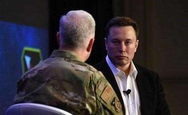 美国要变天了？马斯克再次严正警告：“如果未来爆发大国战争，美国定会在战争中落败。