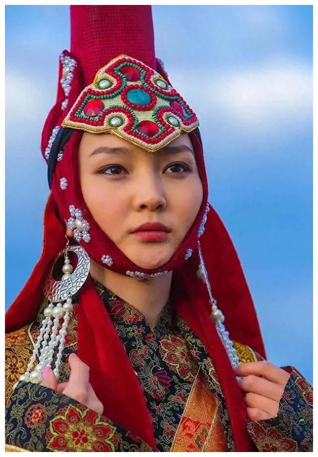☔为何俄籍图瓦人说自己不是蒙古人让很多蒙古族不能接受了？其实，布里亚特人，