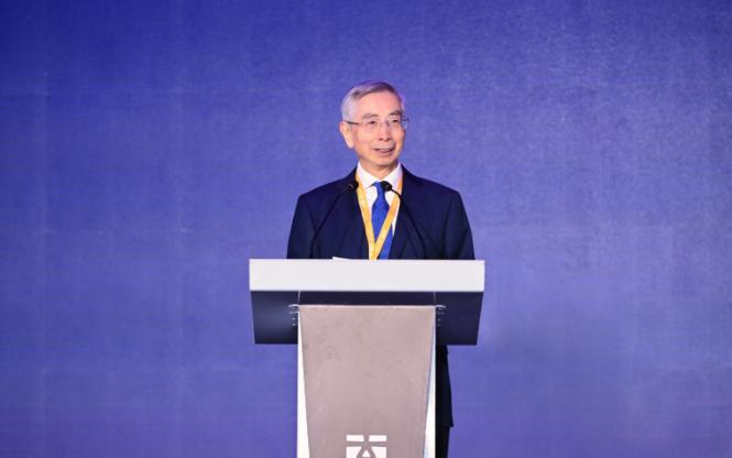 事关芯片架构领域，国内传来一个重磅消息，工程院院士倪光南断言：国外双寡头长期垄断