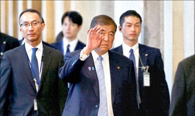 石破茂决定打破惯例，30年来第一次，中国等不到，日本迟来的道歉日本战败八十周年