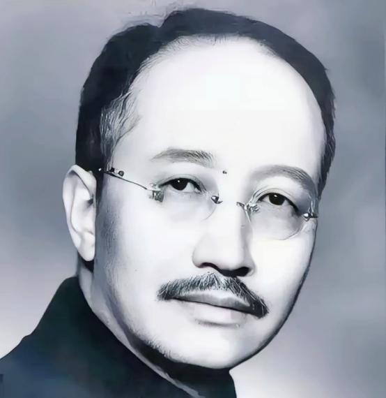 章士钊肠子都悔青了！倾尽毕生心血培养的亲生儿子，竟被他视如己出的养女毁得一无所有