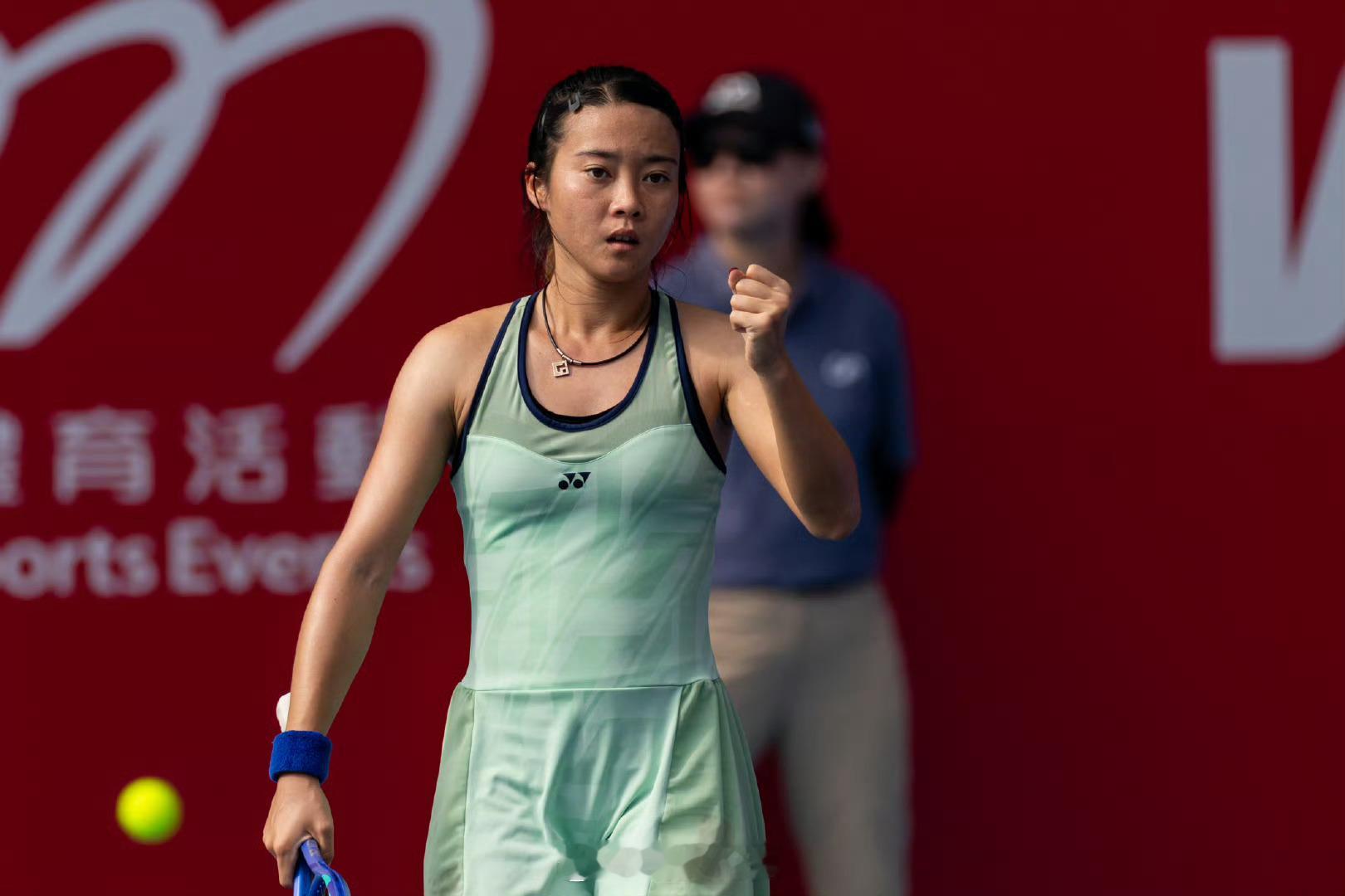 ITF布里斯班W75首轮七号种子马烨欣🇨🇳以6-7（4）/6-1/7-5逆转
