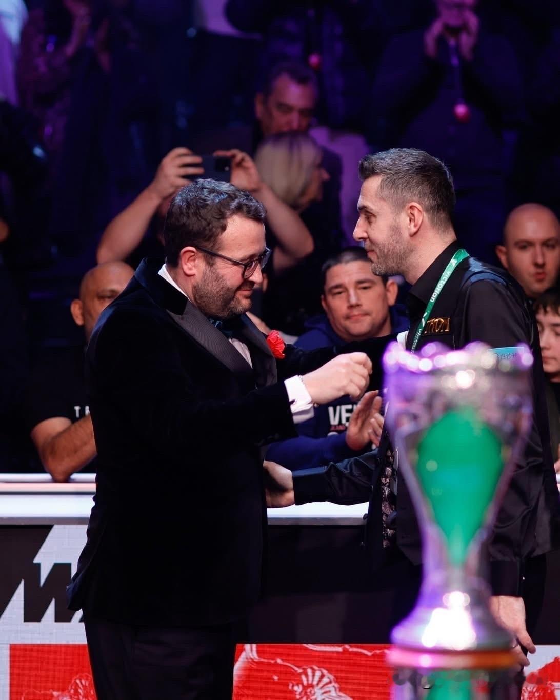 塞尔比击败特鲁姆普赛后采访：“再次拿到三大赛冠军真的太不可思议了，我和贾德都认为