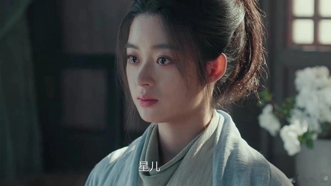 冰湖重生的女主楚乔不管是单独一个人还是跟谁站在一起为什么都是家里最小的妹妹感觉