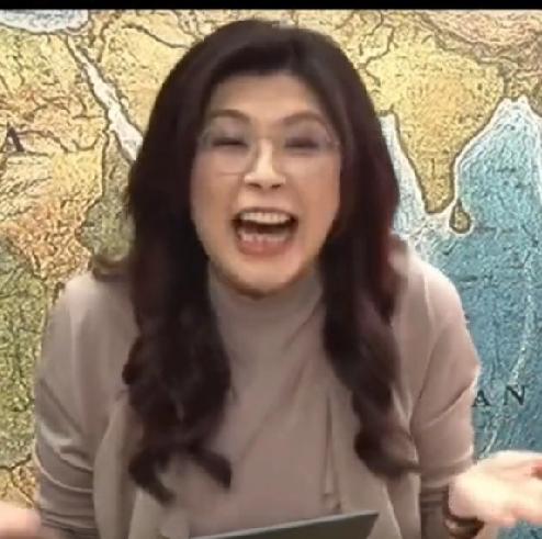 郑丽文应邀出访大陆，民进党多人接连发声恐吓。不只是对郑丽文女士个人的恐吓，