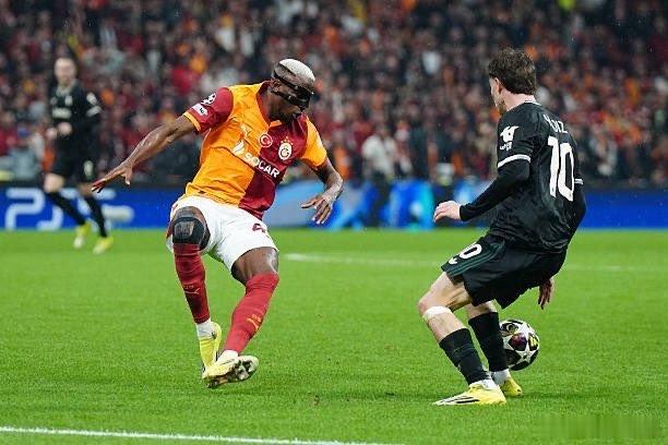 奥斯梅恩昨天在赛前发布会：“尤文图斯是世界上最重要的俱乐部之一，拥有悠久的历史，