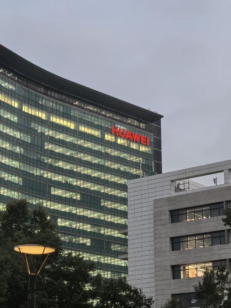 90年35岁大龄程序员非常想结婚，焦虑与迷茫以前总觉得26岁年纪会顺理成章的结