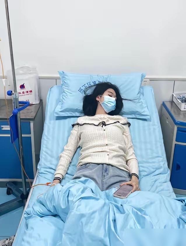 一个17岁的女孩，因为拉肚子去医院，结果肠镜一做，医生沉默了。说真的看到这案