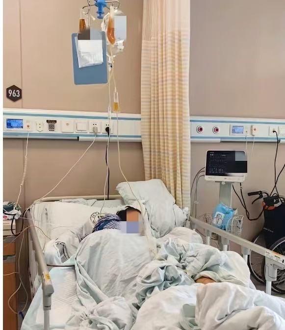“奉劝所有独生子女，一定一定一定要生二胎，因为我就是最好的例子！”一个独生子女在