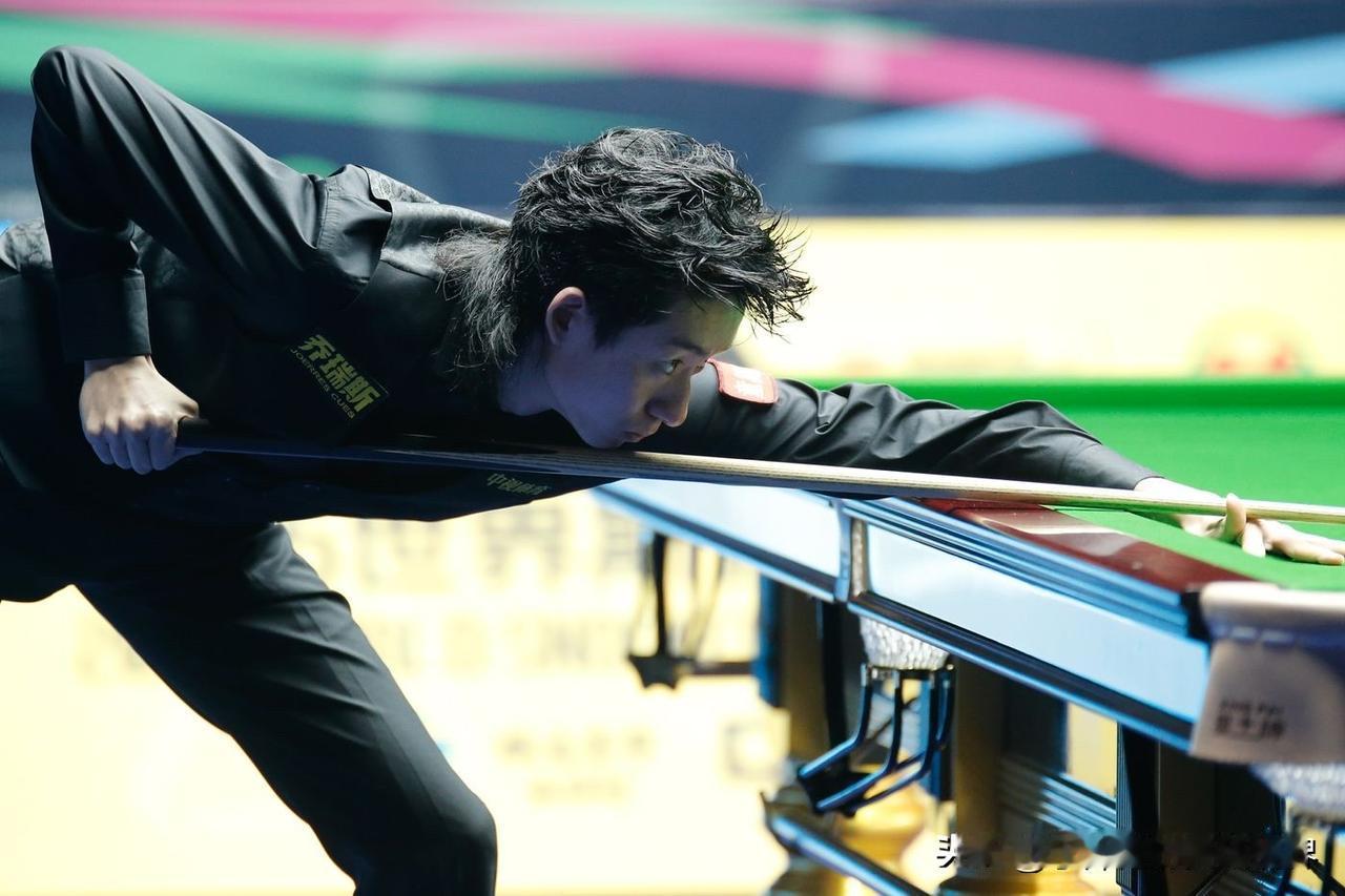 不吹不黑，吴宜泽和赵心童谁更厉害？全方位对比之后一目了然：天赋：赵心童略胜