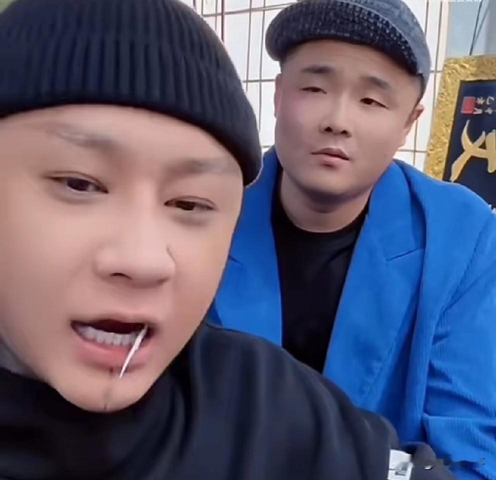 大弟久留杭州，在方丈身边不受欺负！大地表示来杭州拜