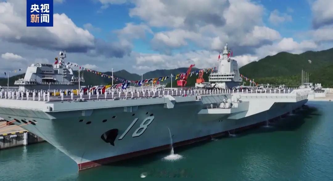 福建舰服役咧，央视为啥迟两天才说？福建舰在2025年11月5号，于海南三亚的军