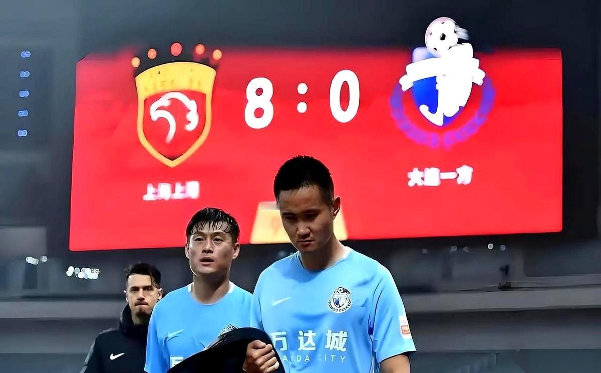 都以为我们这场球，是为了帮申花狙击上港？天真了。真以为我们是活雷锋，上赶着给