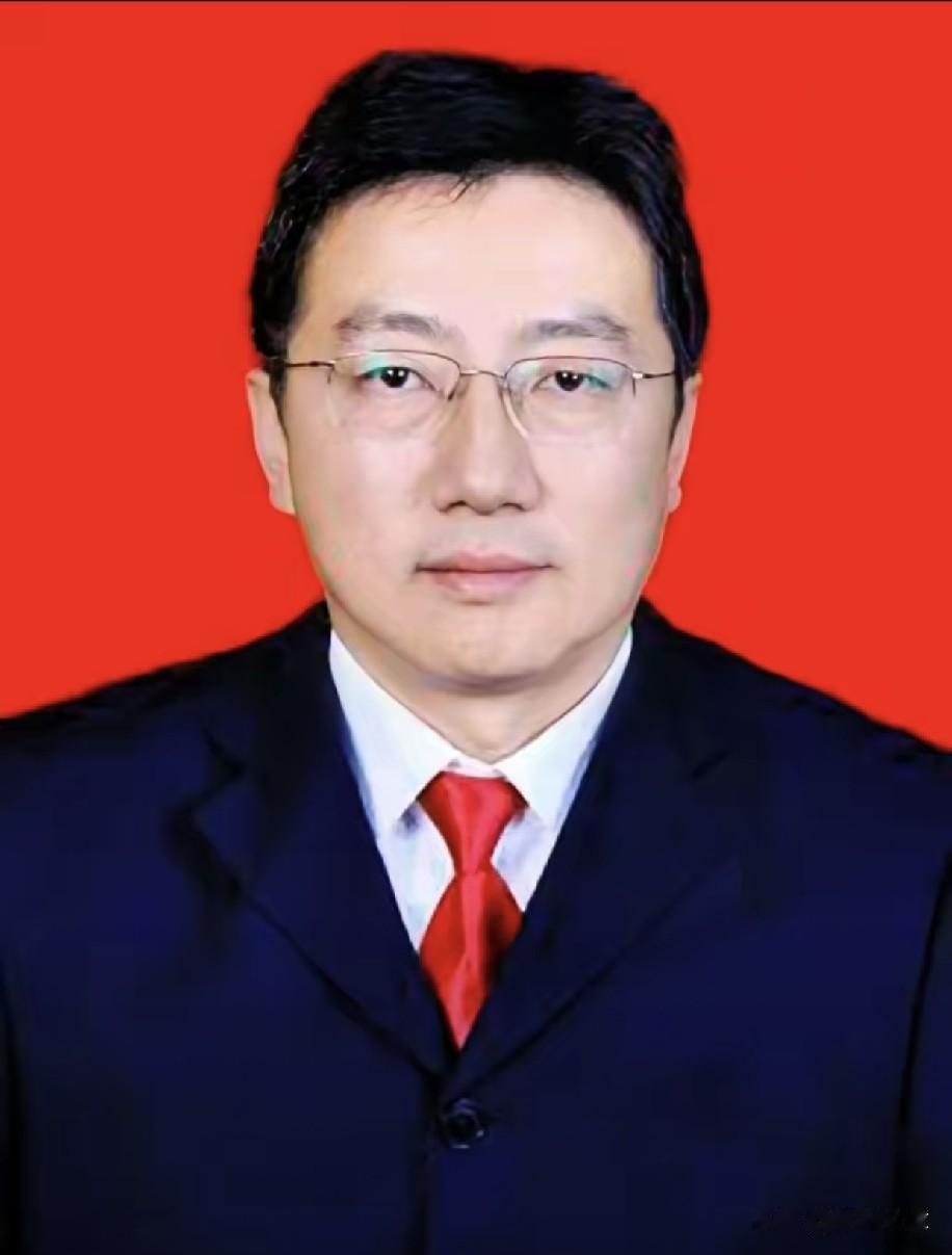 从基层干到副厅长，到头来晚节不保，实在令人唏嘘不已。56岁，厅级干部，石嘴山到