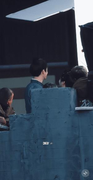 许凯是没演技了吗？也是拍了10年戏的老演员了，为什么拍的戏都是靠吻戏出圈，真真服
