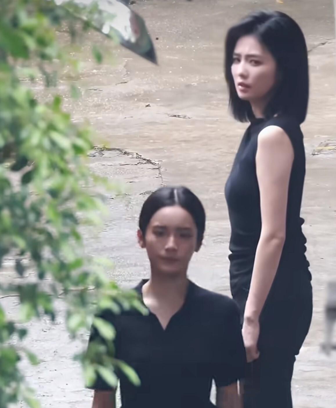 白鹿被催减肥，吐槽其身材管理不佳，不少人希望白鹿多注意体态管理，对荧幕形象提出期