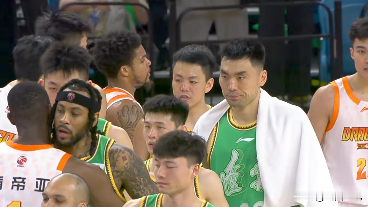 莫兰德输给贾尔斯，辽宁负于江苏队！没有想到的事情发生了:俱乐部杯赛辽宁本钢男篮7