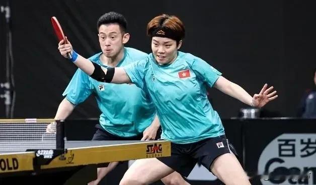 WTT多哈球星赛混双决赛，中国香港老将黄镇廷/杜凯琹以3-1逆转击败韩国组合朴康