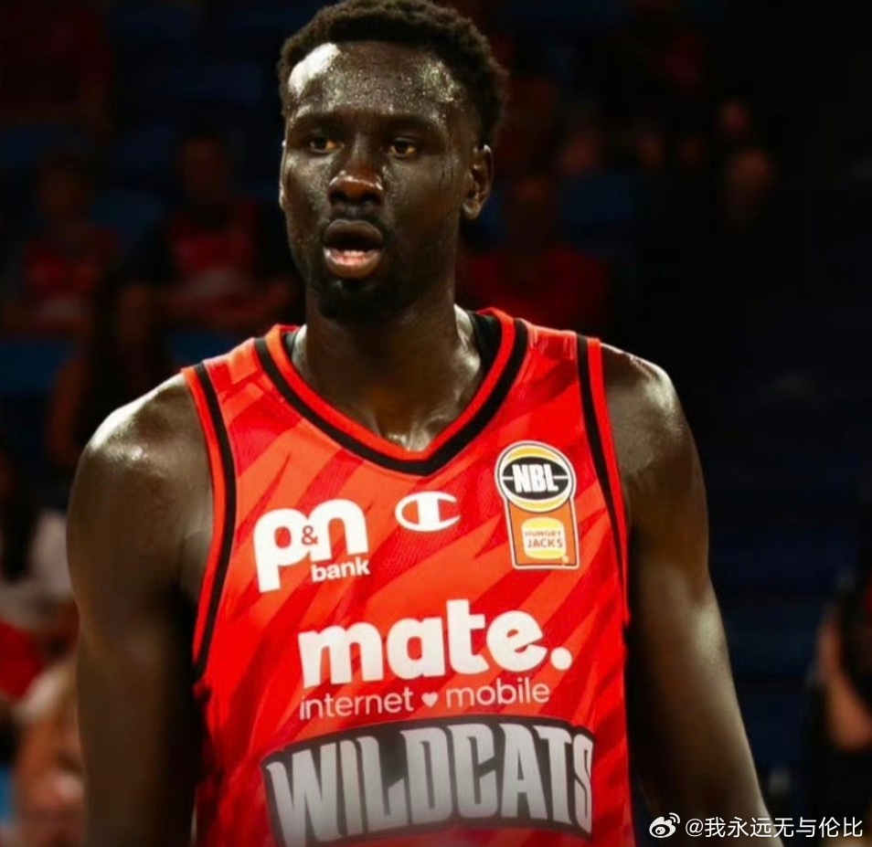 let’sgotiger！阿丘尔即将加盟广东宏远男篮，回归CBA联赛。去年
