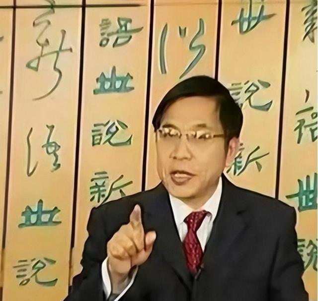 “中医不灭，天理难容？”这话听起来刺耳，却真实出自中南大学一位哲学教授张功耀之口