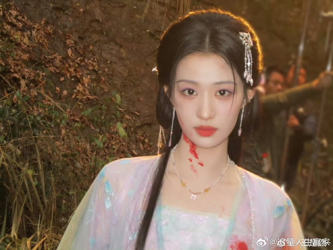 王楚然仿妆还以为本尊来了这支仿妆让人真切感受到颜值的魅力，王楚然独有的气质独一份