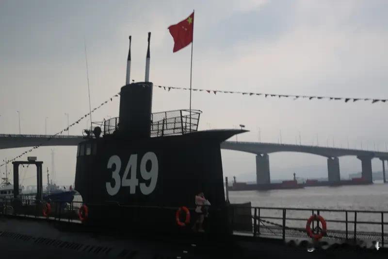 智库：中国核潜艇建设进步惊人中国核潜艇建设进步真的太惊人了！英国智库报告显示，