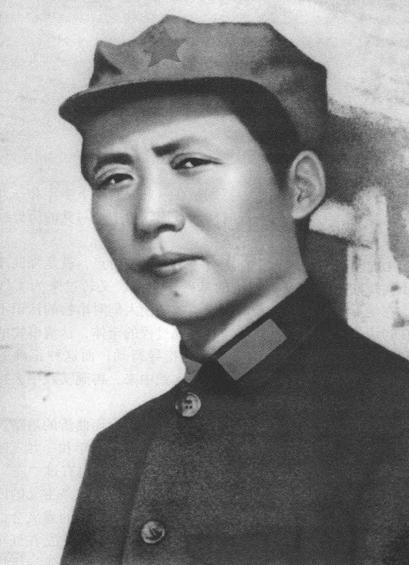 1951年，10万志愿军被美军包饺子，心急如焚的彭德怀，迅速求助毛主席。3个小时