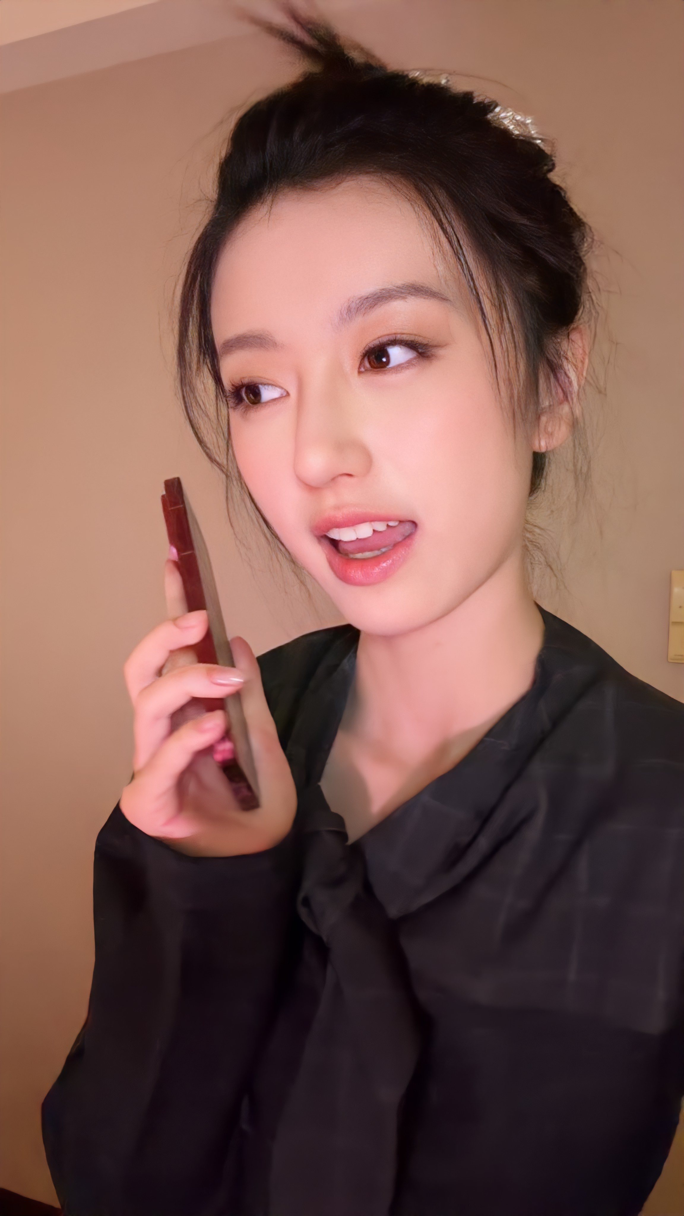 裴佳欣直播怼脸合集养成系女儿既视感