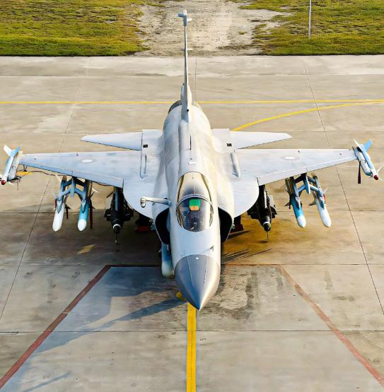 现在不光是美国，几乎所有国家都想弄清楚一个问题，那就是中国的军事力量到底达到了什