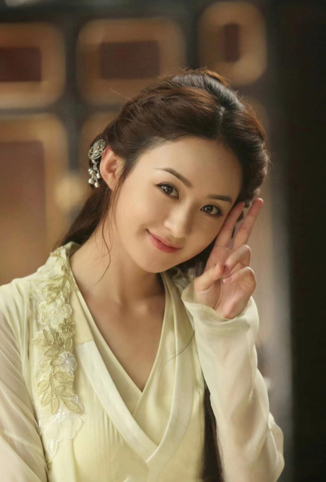 拉踩赵丽颖博热度，张萌这波太败好感2026年4月，《楚乔传》续作《冰湖重生》