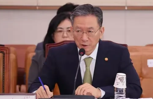 韩国法务长官发出振聋发聩的告诫：“尹锡悦行为不如黑社会，将整顿囚犯逮捕规定”！