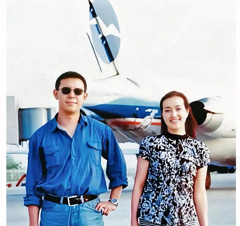 和姜文在一起的时候，是刘晓庆最美的时候。也是刘晓庆最高光的时刻，更是刘晓庆事业上