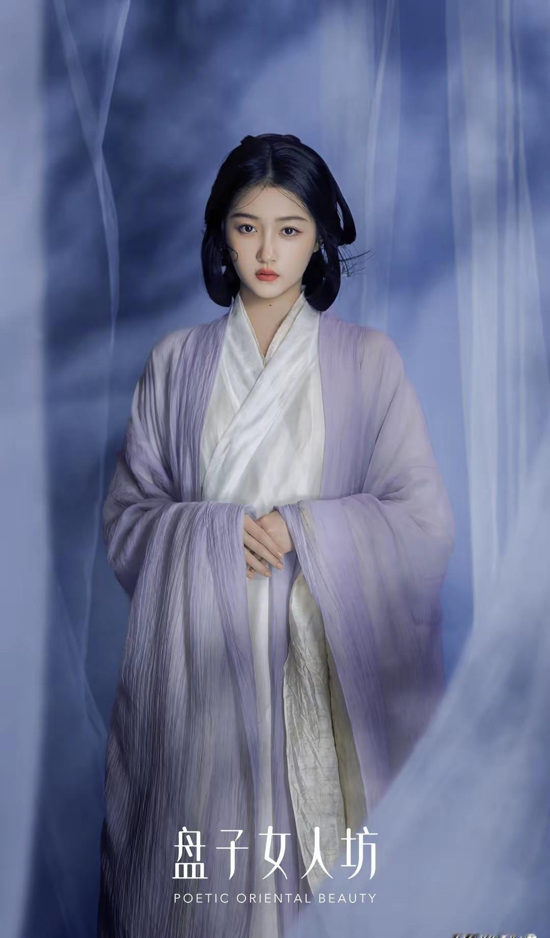 关晓彤这回是真的“杀疯了”！两组古装大片一出，不仅直接打了那些说她不适合古装的