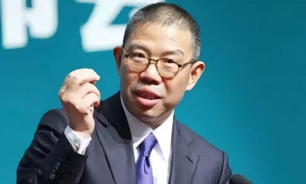 一个亿，砸醒谁了？首富钟睒睒，捐款1个亿没有捐给清华，没有给北大，他儿子钟墅