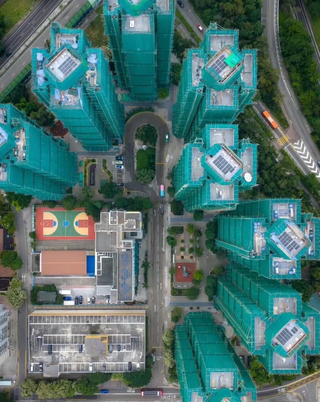 香港大埔火灾前后对比图！香港火灾已致65人遇难