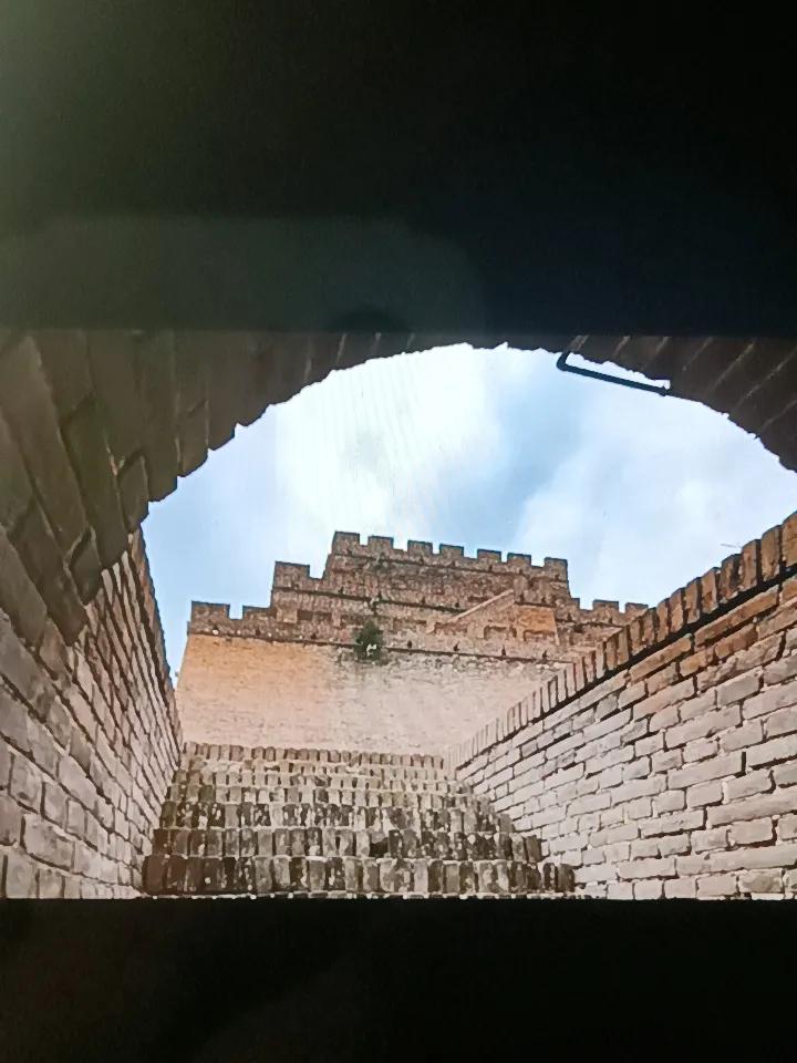你知道榆林有哪朝代的长城遗址?陕西榆林被称为长城的博物馆。境内现存战国、魏、秦、