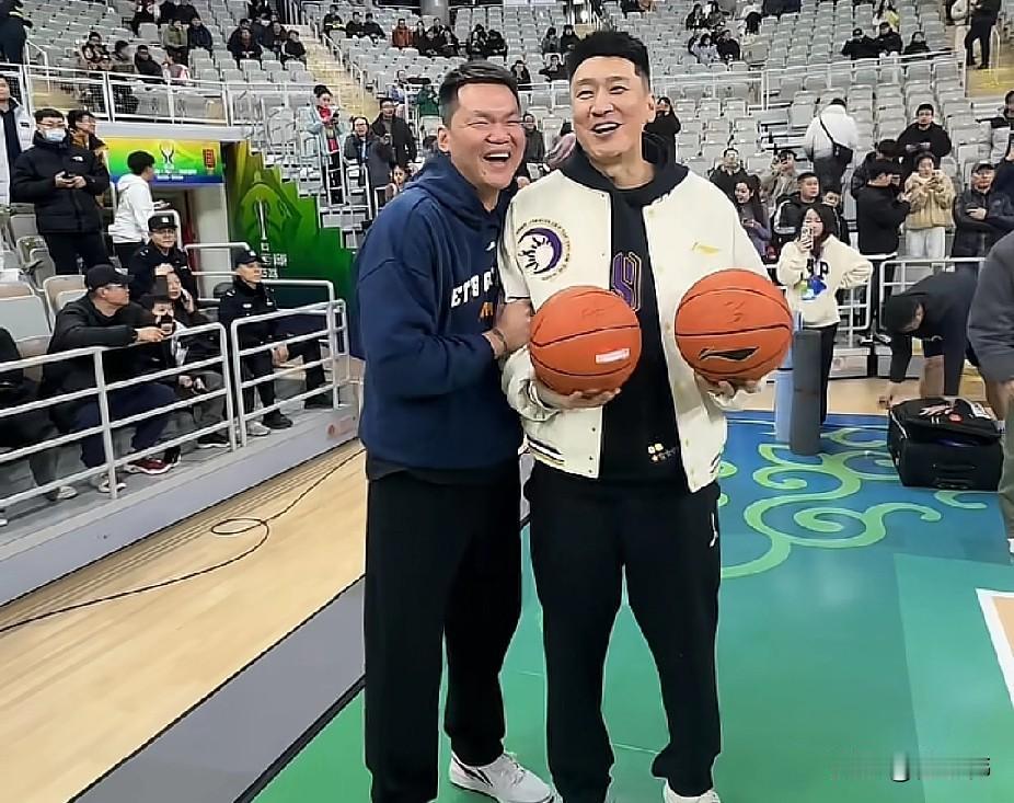 满满的回忆！孙悦谈朱芳雨：“跟老朱认识也有20多来年了。”“每次见面。”