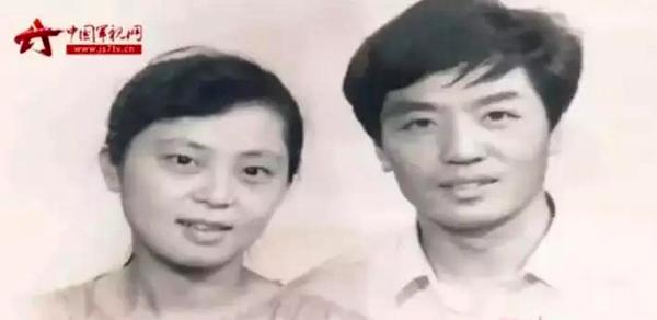 1988年，浙大教授23岁的女儿被保送至清华。旅途途中，她倾心于一位35岁的酒厂