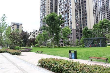 中国经济未来头号增长点依然是房地产：居住低密度化。可能很多人点开看到这句话，