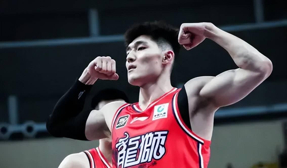 山东高速亏大了，又送出一名潜力国手。李祥波25岁，身高2.01米，体重