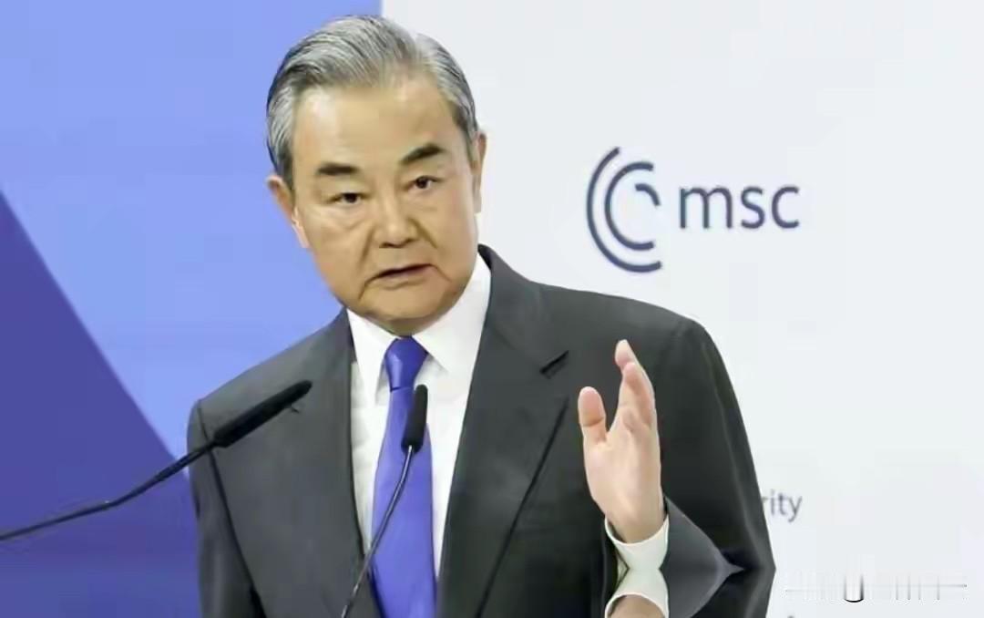 中国出手，高市终于付出代价！憋了1个多月，日本记者对华连发3问：商场上有句老话