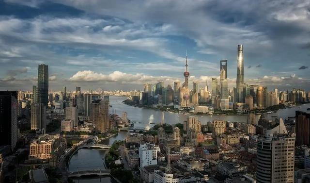 为什么上海的GDP永远都是第一？说白了，只要长江不改道，只要大陆板块不漂移，上海