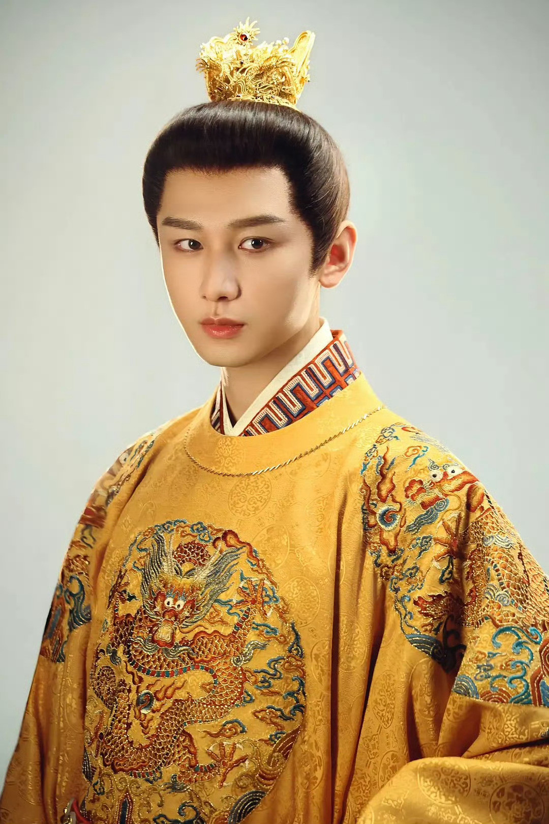 成毅两京十五日预排Q4成毅两京十五日暂定Q4播出终于等到排期！成毅主演的《两京十