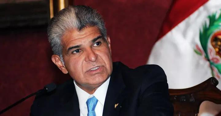 巴拿马陷落特朗普阵营，单方面裁决向中方索要巨额赔偿