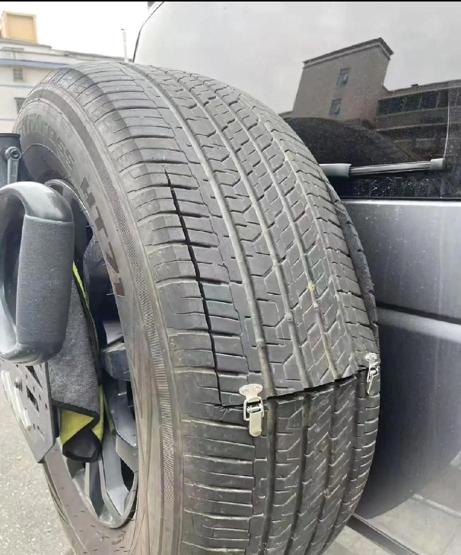 走私空军物资