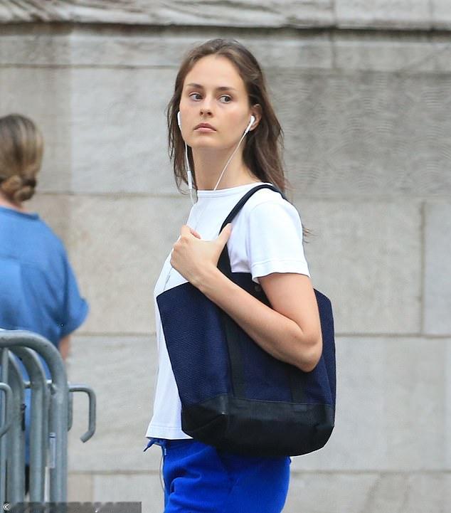 爱泼斯坦女友反击：如果我死了就曝光一切，应该问问比尔盖茨“索尼娅”是谁？2月8日