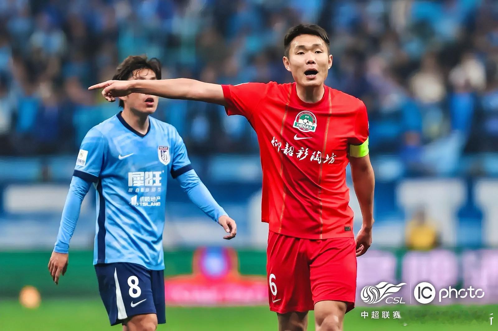 中超河南队在堪称“变故”的人员折损局面下，河南彩陶坊不得不调整布阵逻辑，效果却