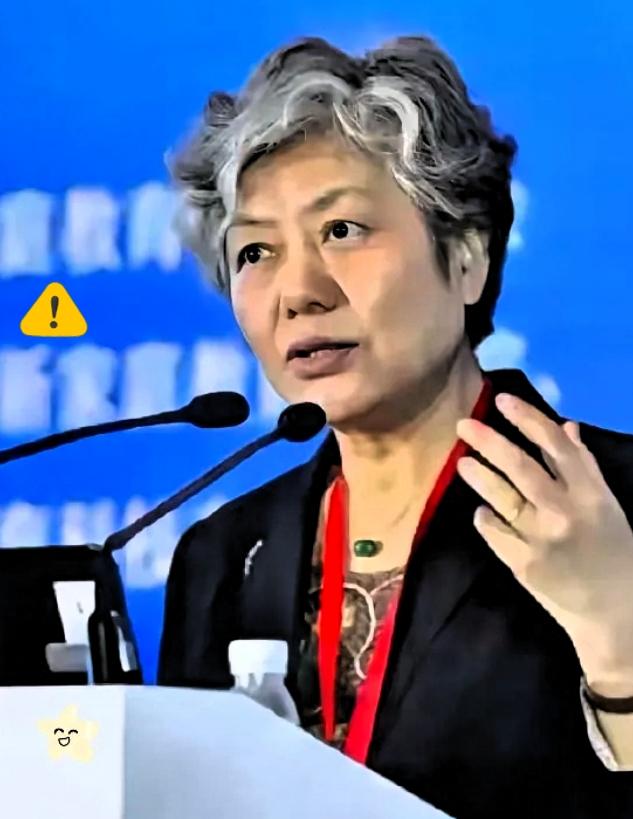 不能判刑，那就高额罚款！”我国人民公安大学李玫瑾教授提出建议：凡是好心人搀扶老人