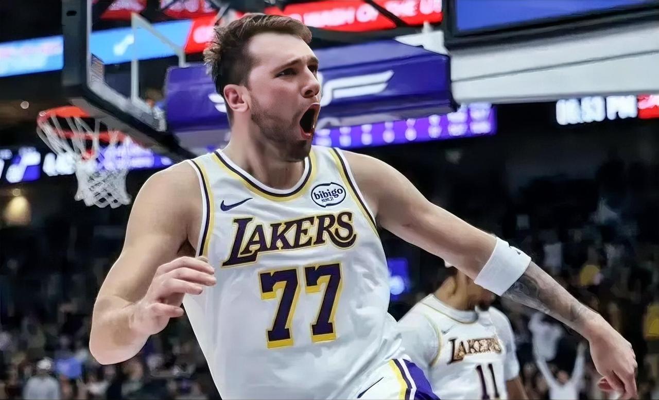 湖人今天赢球的三大功臣！！！里夫斯：上场40分钟，投篮15中9，三分球7中4