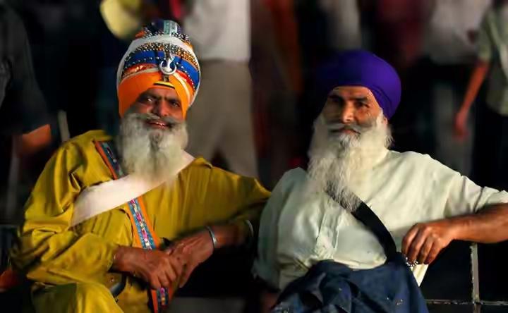 印度又被一件事给惹火了，这次火点是在遥远的加拿大。那边的一些锡克教组织，搞了